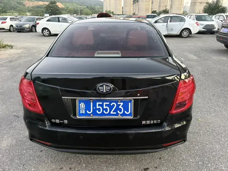 2013 Bestune B50 с пробегом 120 000 км