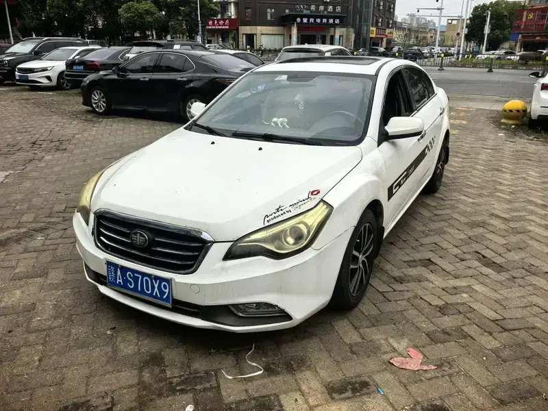 2013 Bestune B50 с пробегом 160 000 км