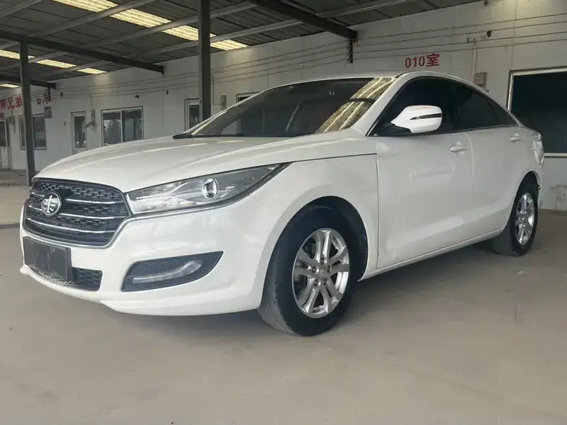 2016 Bestune B50 с пробегом 50 000 км
