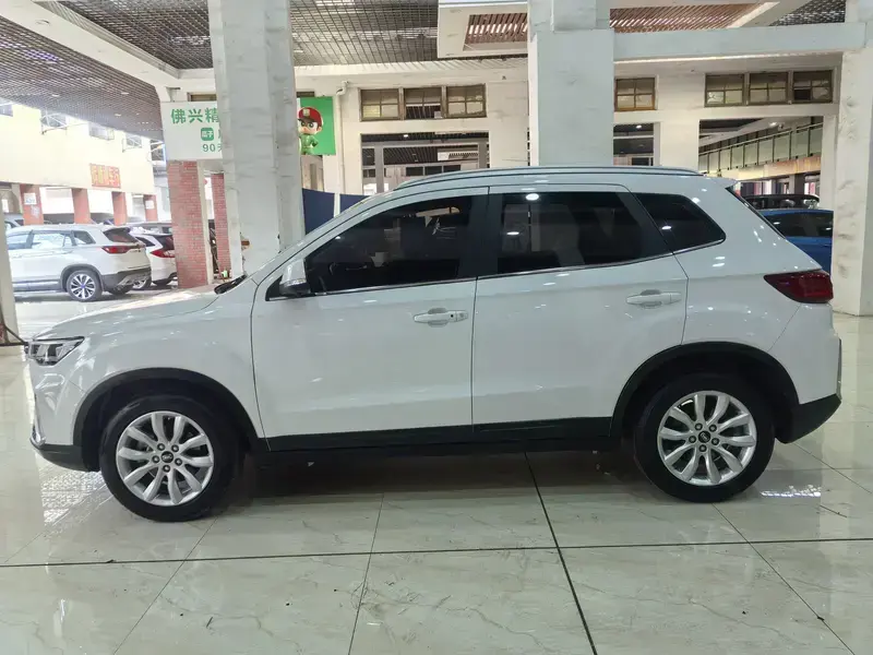 2019 Bestune T33 с пробегом 41 300 км