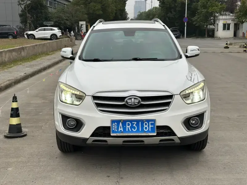 2013 Bestune X80 с пробегом 126 000 км