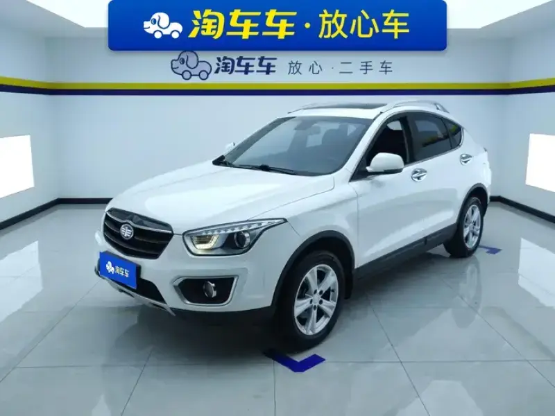 2015 Bestune X80 с пробегом 35 000 км
