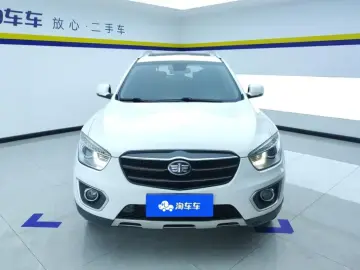 2015 Bestune X80 с пробегом 35 000 км