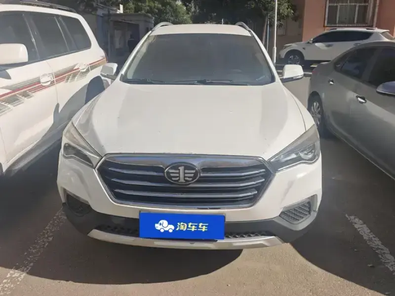 2017 Bestune X80 с пробегом 47 000 км