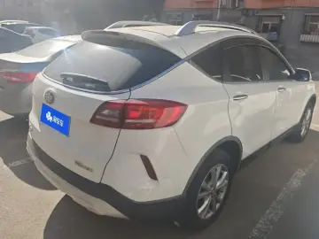 2017 Bestune X80 с пробегом 47 000 км