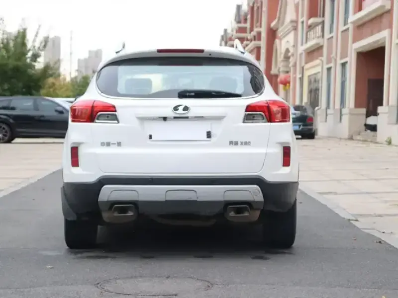 2015 Bestune X80 с пробегом 112 000 км