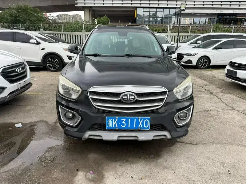 2015 Bestune X80 с пробегом 120 000 км