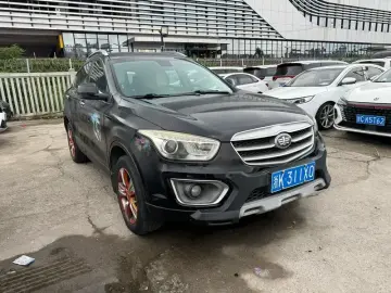 2015 Bestune X80 с пробегом 120 000 км