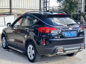 2015 Bestune X80 с пробегом 40 000 км
