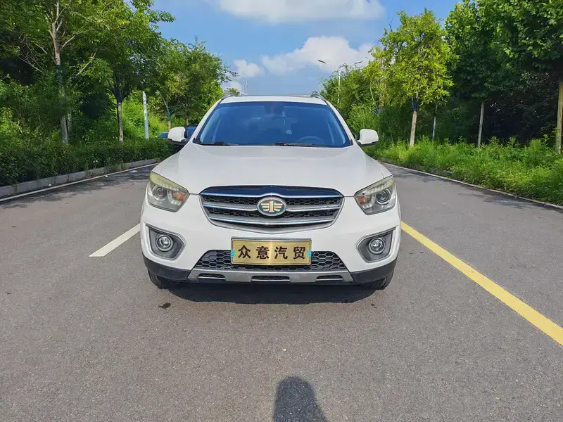 2013 Bestune X80 с пробегом 90 000 км