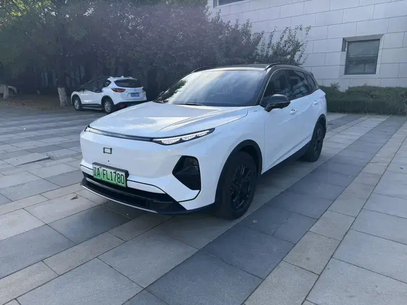2025 Bestune Yueyi 07 с пробегом 35 400 км