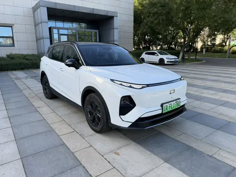 2025 Bestune Yueyi 07 с пробегом 35 400 км