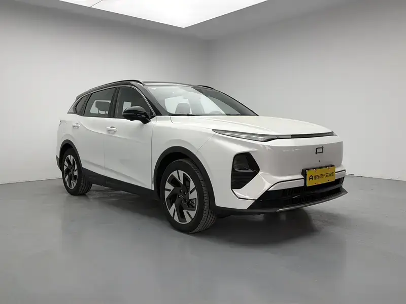 2025 Bestune Yueyi 07 с пробегом 200 км