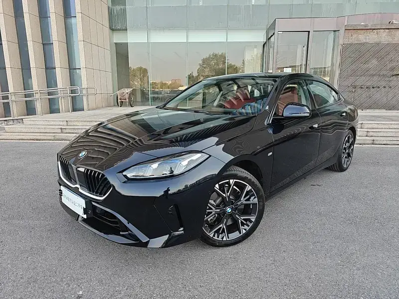 2025 BMW M235L с пробегом 6 000 км