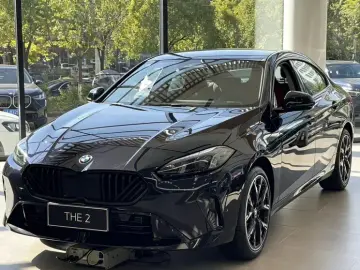 2025 BMW M235L с пробегом 300 км