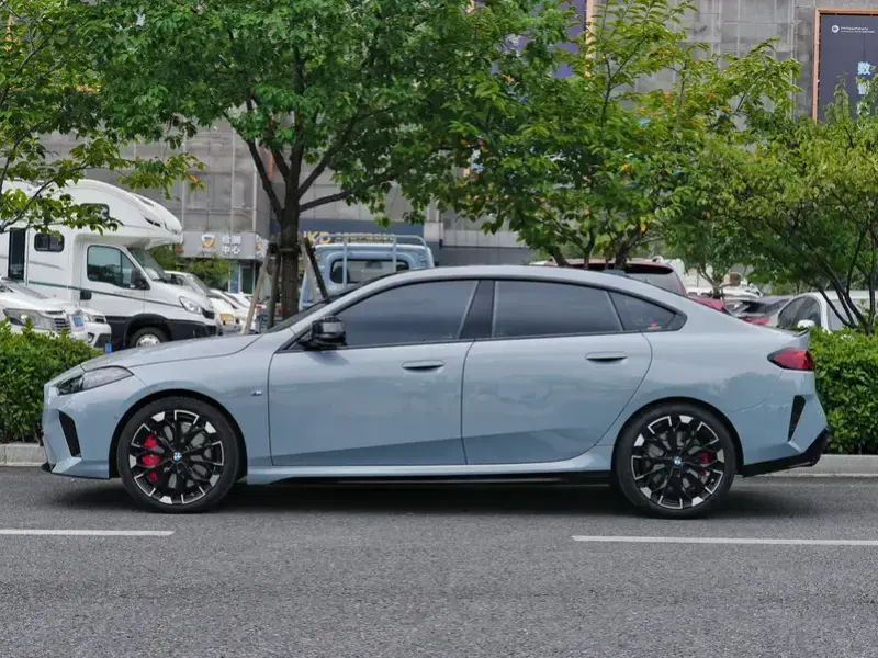 2025 BMW M235L с пробегом 8 000 км