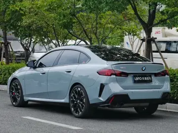 2025 BMW M235L с пробегом 8 000 км