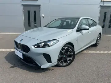 BMW M235L
