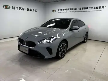 BMW M235L