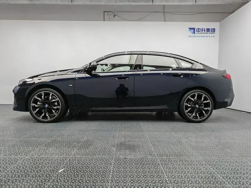 2025 BMW M235L с пробегом 2 500 км