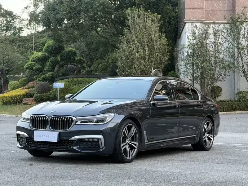 2018 BMW M760Le с пробегом 118 000 км