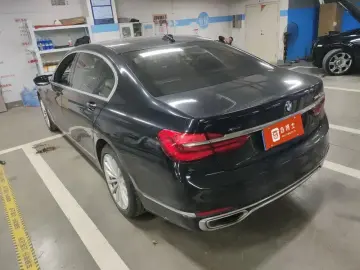 2017 BMW M760Le с пробегом 106 000 км