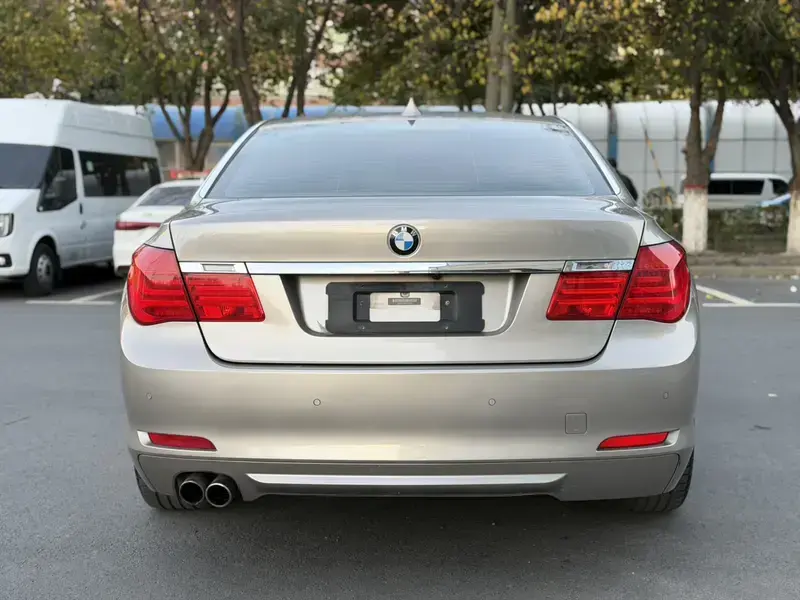 2011 BMW M760Le с пробегом 156 000 км