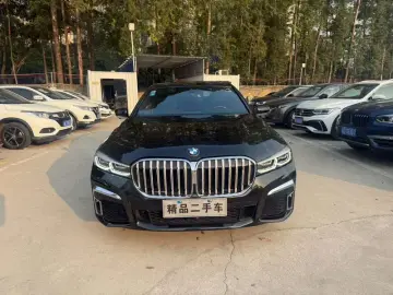 2021 BMW M760Le с пробегом 110 000 км