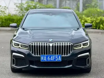 2021 BMW M760Le с пробегом 75 000 км