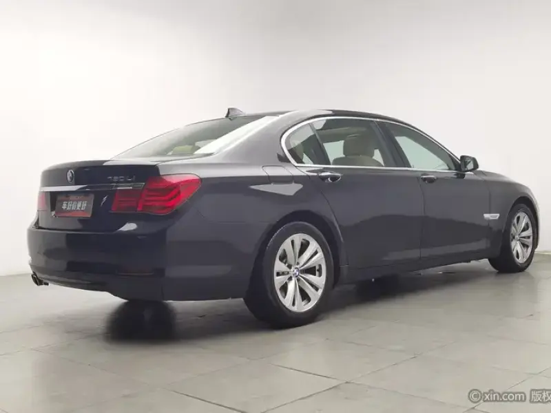 2011 BMW M760Le с пробегом 119 800 км
