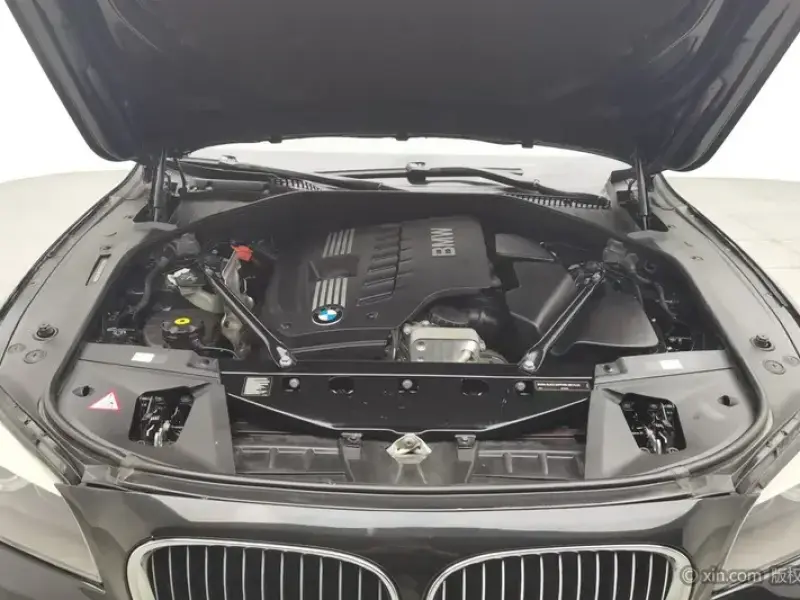2011 BMW M760Le с пробегом 119 800 км