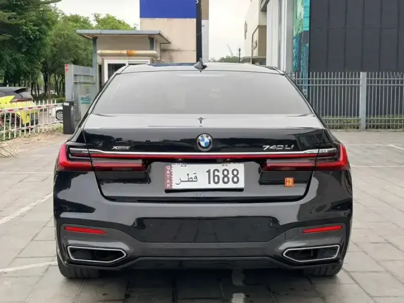 2021 BMW M760Le с пробегом 64 000 км