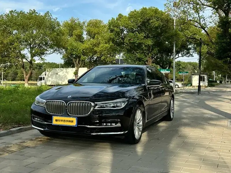 2017 BMW M760Le с пробегом 91 000 км