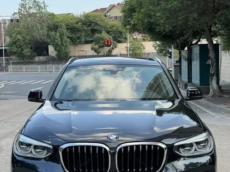 2020 BMW X3 M50 с пробегом 128 000 км
