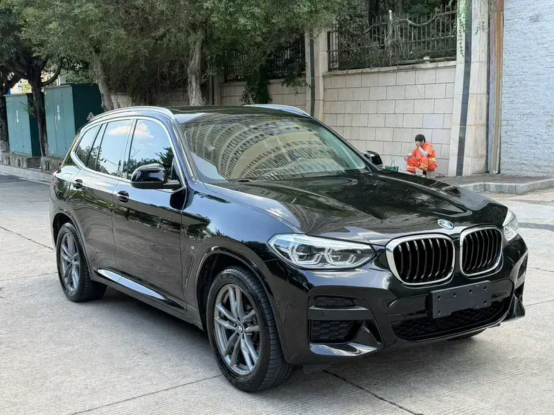 2020 BMW X3 M50 с пробегом 128 000 км