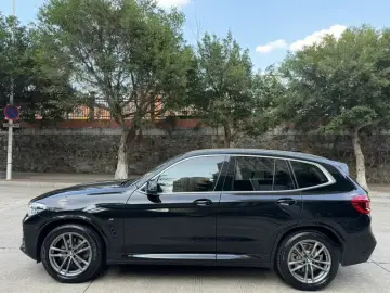 2020 BMW X3 M50 с пробегом 128 000 км