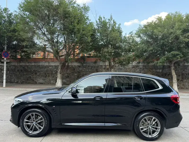 2020 BMW X3 M50 с пробегом 128 000 км