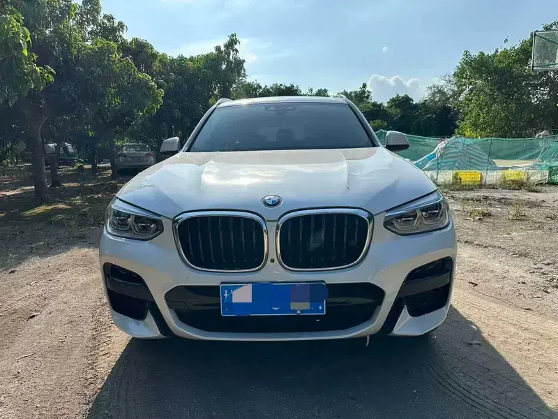 2021 BMW X3 M50 с пробегом 127 000 км