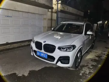 BMW X3 M50