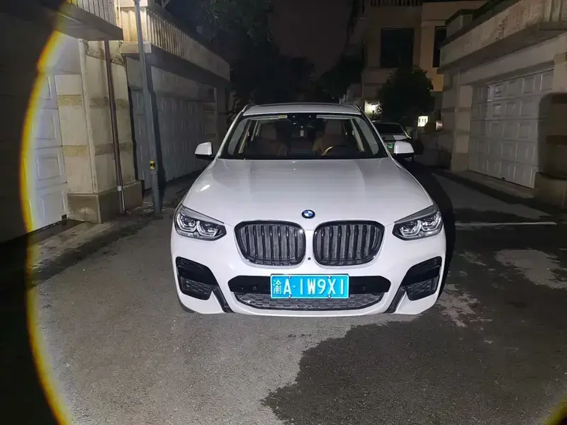 2021 BMW X3 M50 с пробегом 61 000 км