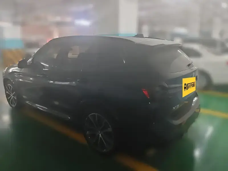 2022 BMW X3 M50 с пробегом 132 400 км