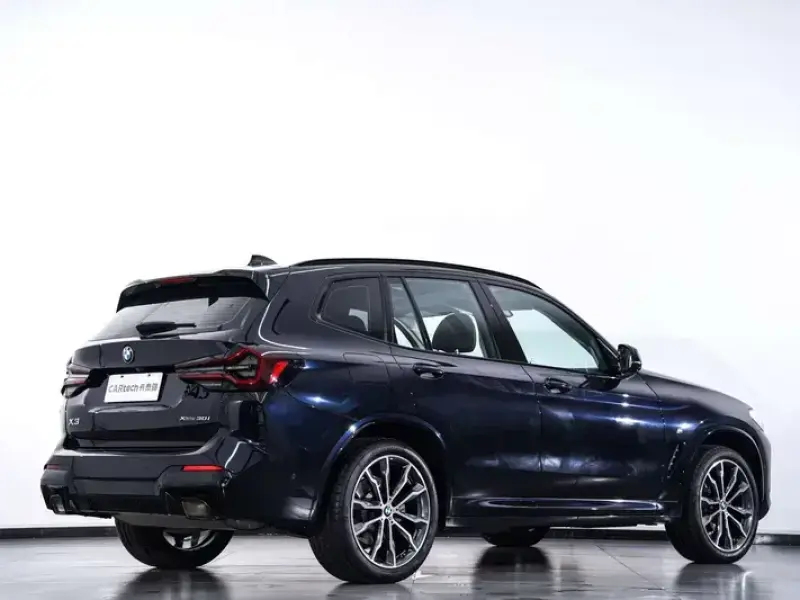 2023 BMW X3 M50 с пробегом 12 000 км