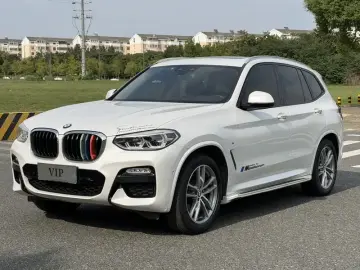BMW X3 M50