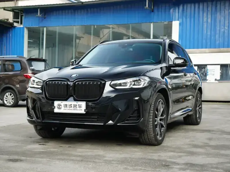 2023 BMW X3 M50 с пробегом 28 000 км