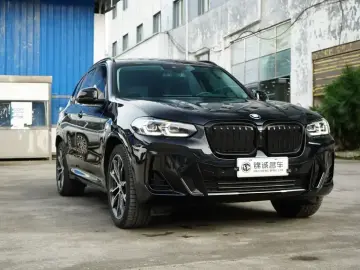 2023 BMW X3 M50 с пробегом 28 000 км