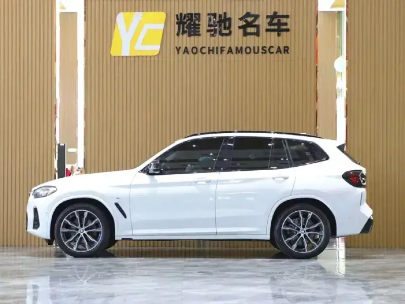 2023 BMW X3 M50 с пробегом 36 500 км