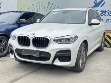 BMW X3 M50