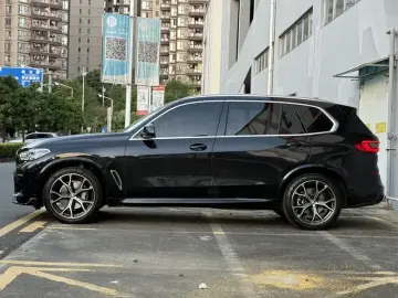 2022 BMW X5 New Energy(Imported) с пробегом 32 000 км
