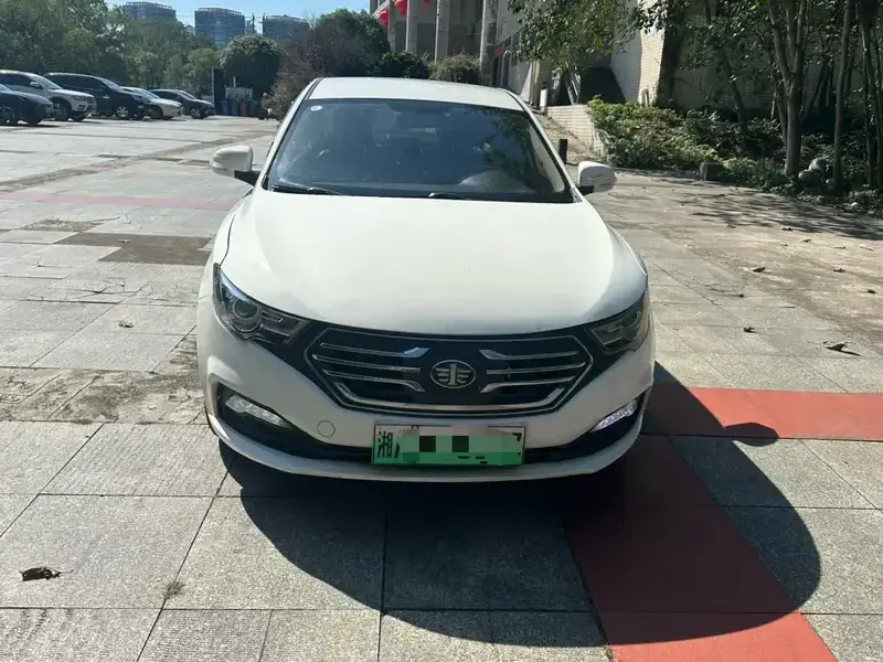 2019 Bestune B30EV с пробегом 210 000 км