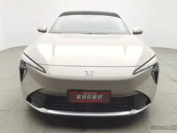 2025 Buick Zenith Sedan с пробегом 44 000 км